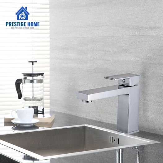 Chrome Single Handle Pull Down Sink Faucet