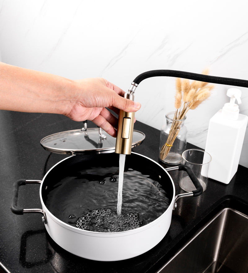 Stylish Brush Gold Kitchen Faucet with Pull Out Sprayer